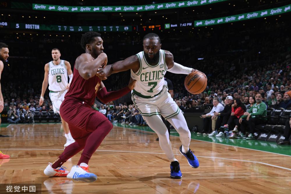 起到凝聚人 起到凝聚人